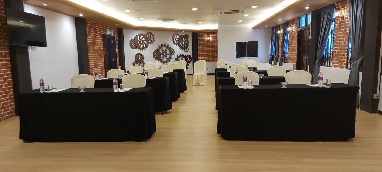 Kuala Terengganu Golf Resort By Ancasa Hotels & Resorts Exterior photo