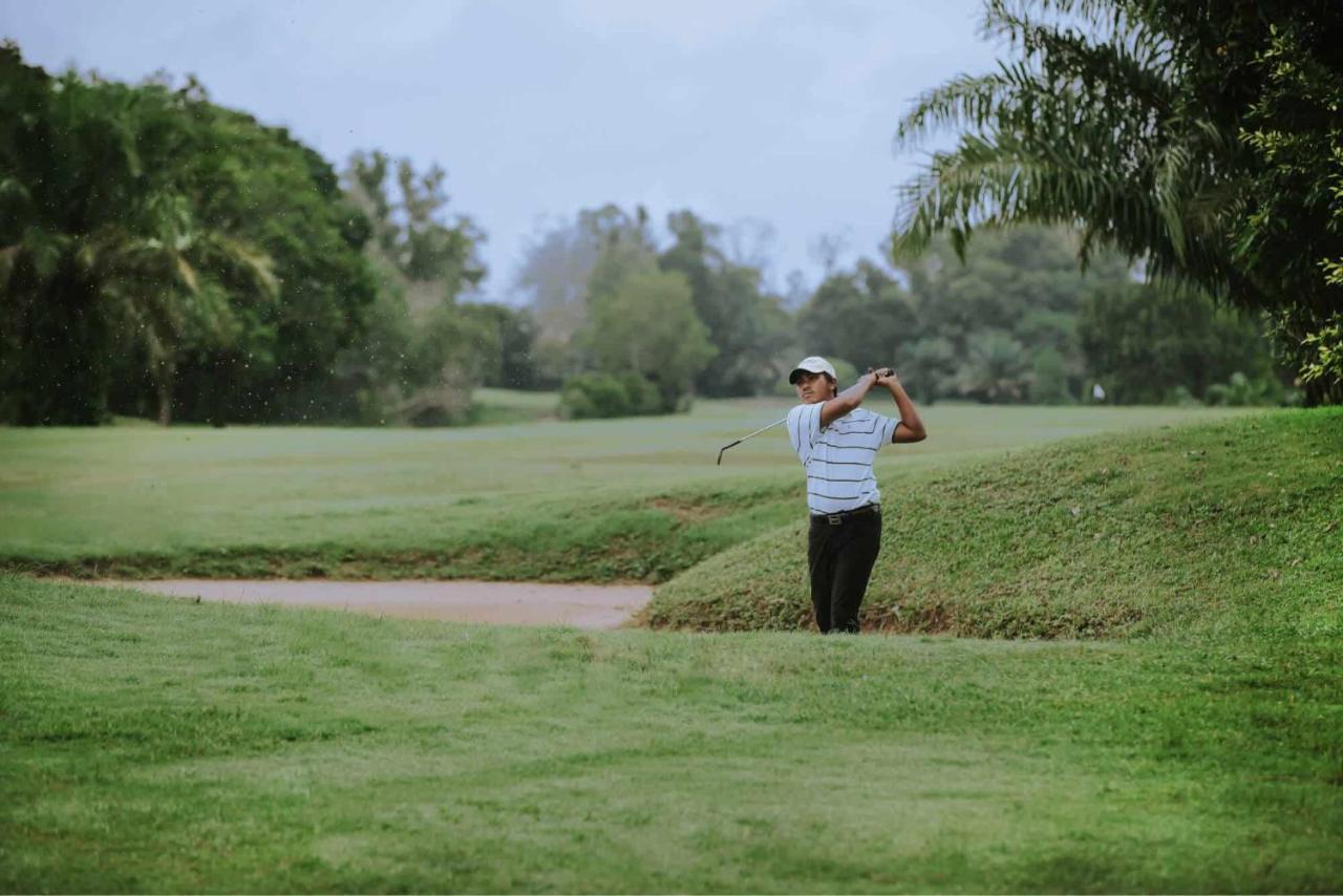 Kuala Terengganu Golf Resort By Ancasa Hotels & Resorts Exterior photo